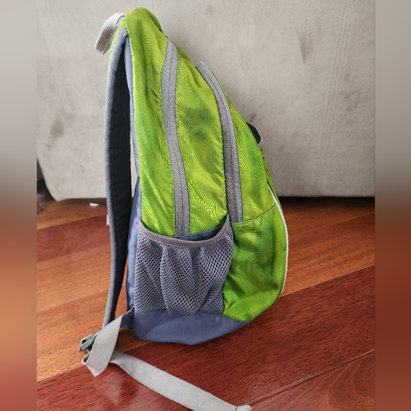 L.L. Bean Explorer Backpack 25L -GREEN - Picture 4 of 12